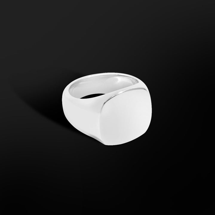 Cushion signet ring